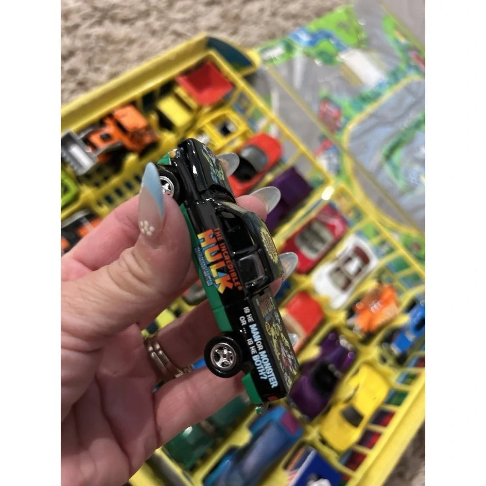 Vintage Matchbox‎ Case And 26 Cars Mostly All Vintage 90's